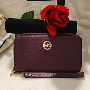 Michael  Kors Wristlet